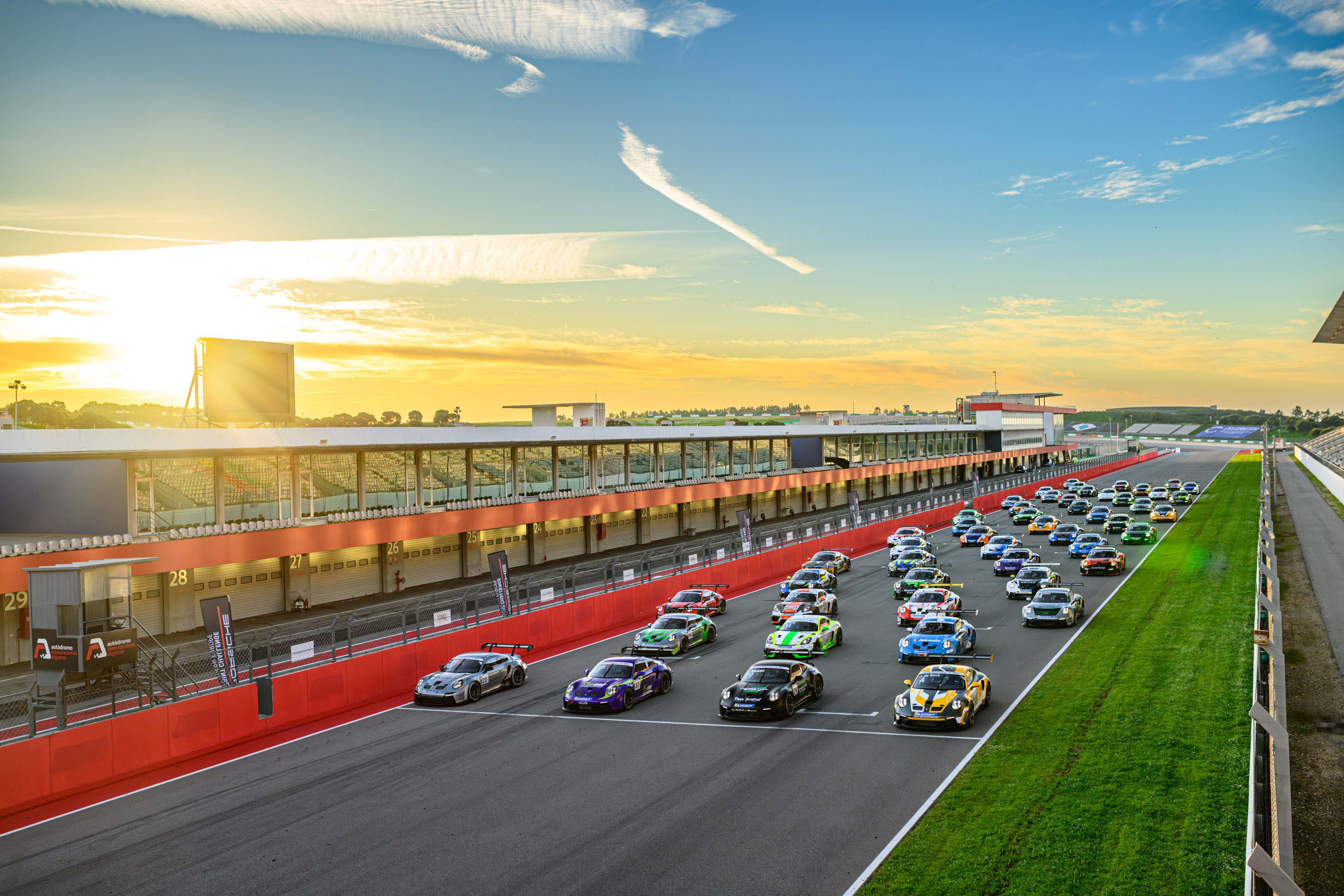 Porsche Travel & Track Experience Portimão