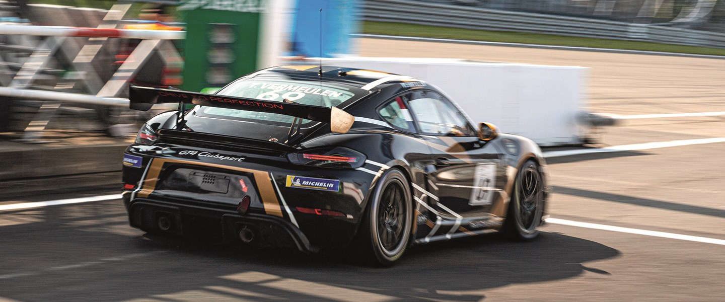 GT4 Competition