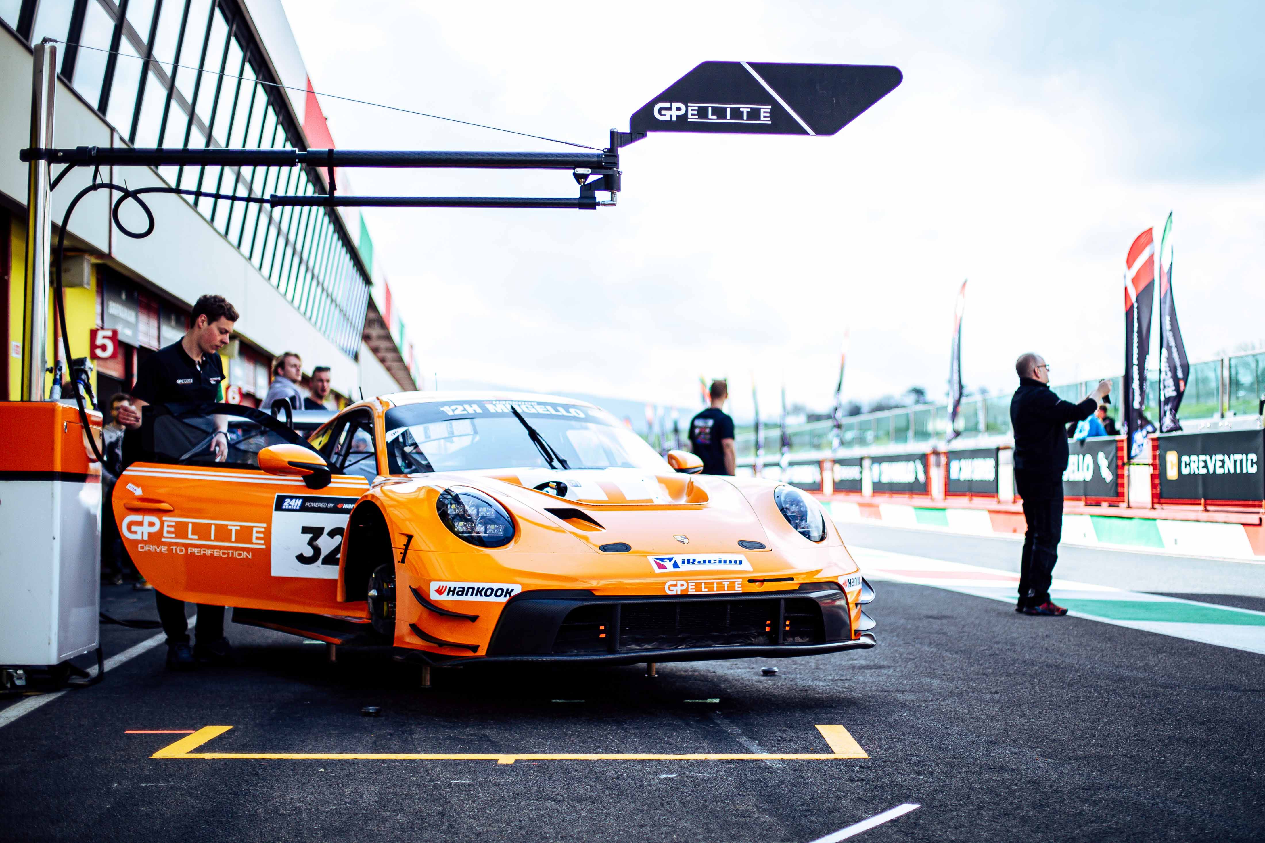 Porsche 992 GT3R - 12H Mugello